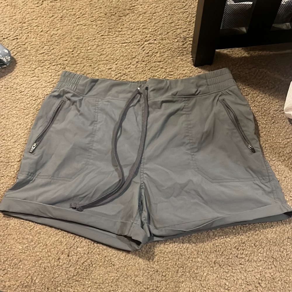 Grey shorts